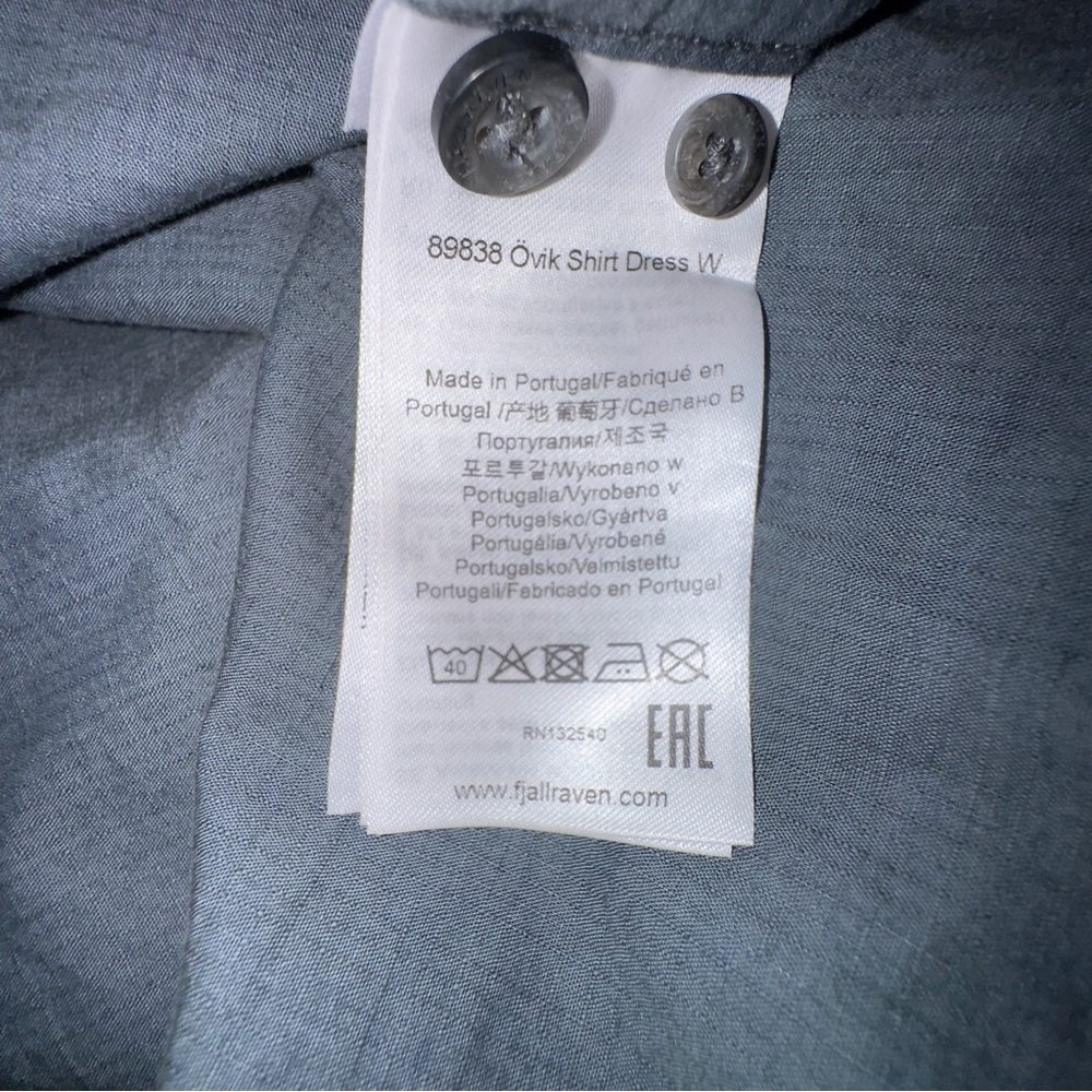 Fjall Raven Womens Ovik Shirt Dress size Medium belted full button front pockets - Picture 6 of 8